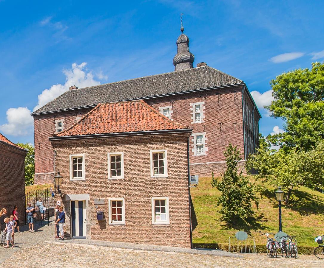 Landgoed Kasteel Limbricht Bed and Breakfast Exteriör bild