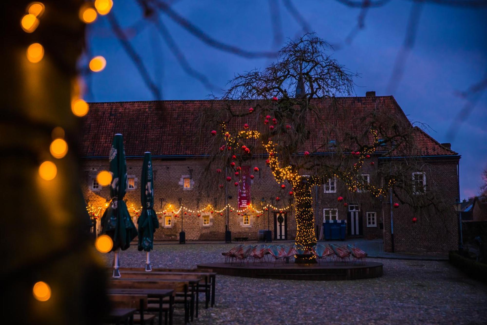Landgoed Kasteel Limbricht Bed and Breakfast Exteriör bild